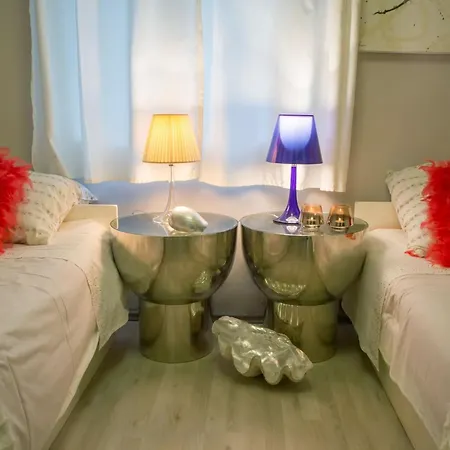 Apartment Scenic With Balcony - Two Bedroom With Balcony